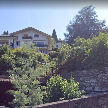 La Finestra Sul Lago - In Villa Con Vista E Posto Auto Coperto Stresa Exterior foto